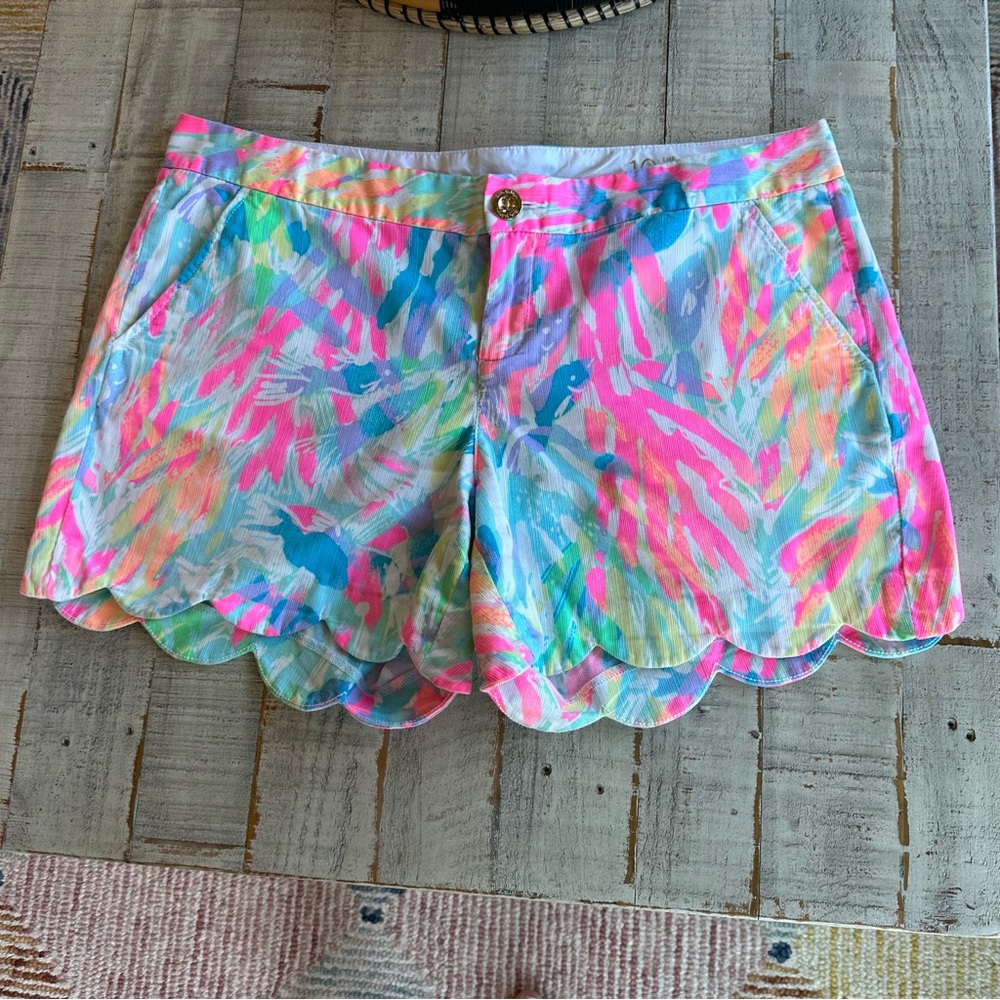 Lilly Pulitzer Buttercup Scallop Shorts